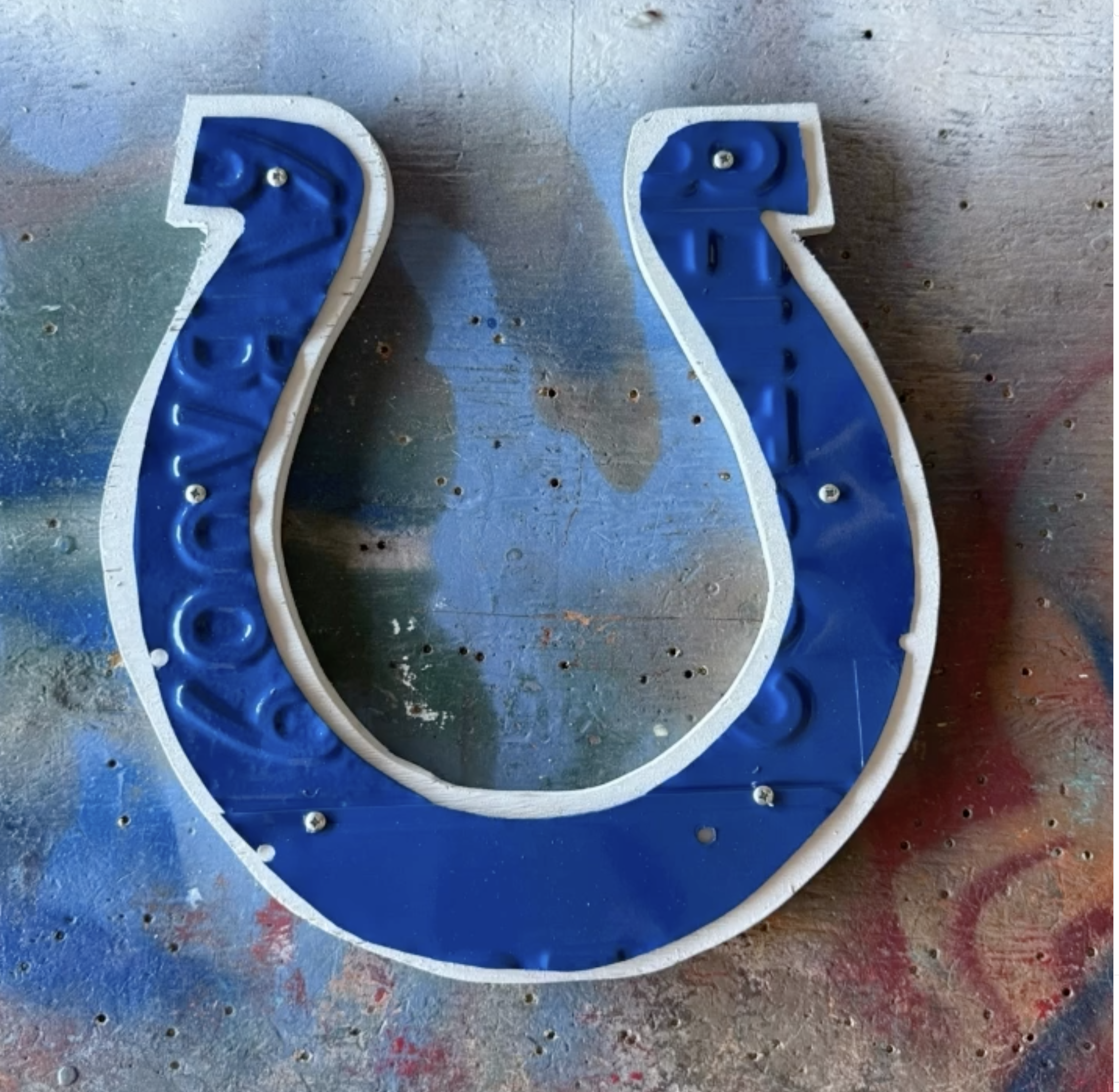 Colts plate